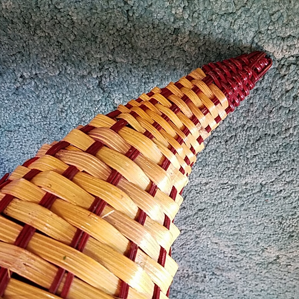Cornucopia with Greenery - Picture 5 of 12